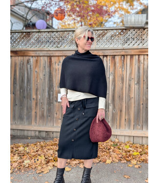 naif Carla Wool Poncho - Black