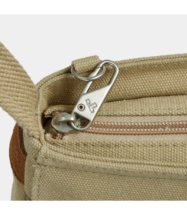 Travelon Anti-Theft Heritage Saddle Crossbody - Natural