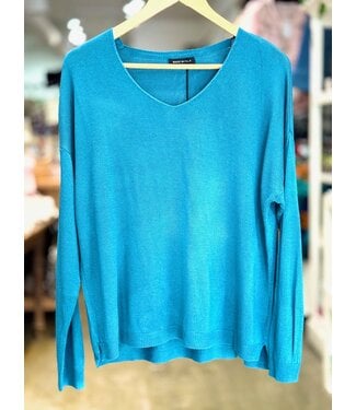 Made in Italy V-Neck Fine Knit Sweater - Teal