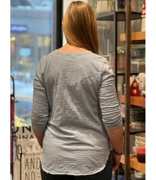 Mododoc 3/4 Sleeve V-Neck w/Raw Hem - Frost