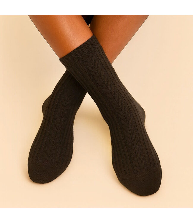 Pika & Bear Crew Socks - "D'Arby" Wool Blend Cable Knit Cream & Black (2 Pack)