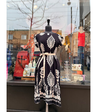 Angela Mara Boat Neck Print Dress - Black