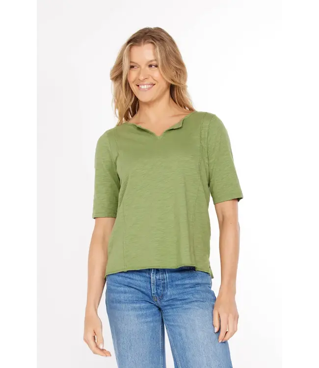 Mododoc Half Sleeve Split V Tee - Hazel