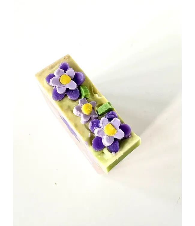 Robin's Nest Soap Company Soap Bar - Lilac Blooms