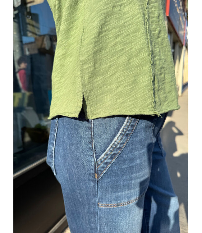 KUT Jeans Jodi High Rise Straight Leg - Humanitarian