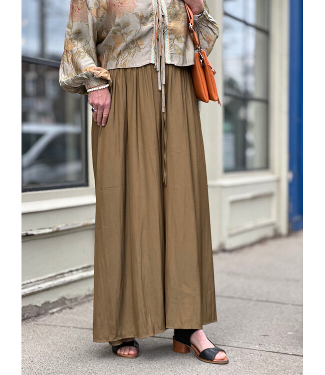 Molly Bracken Wide Leg Elastic Waist Pant - Khaki