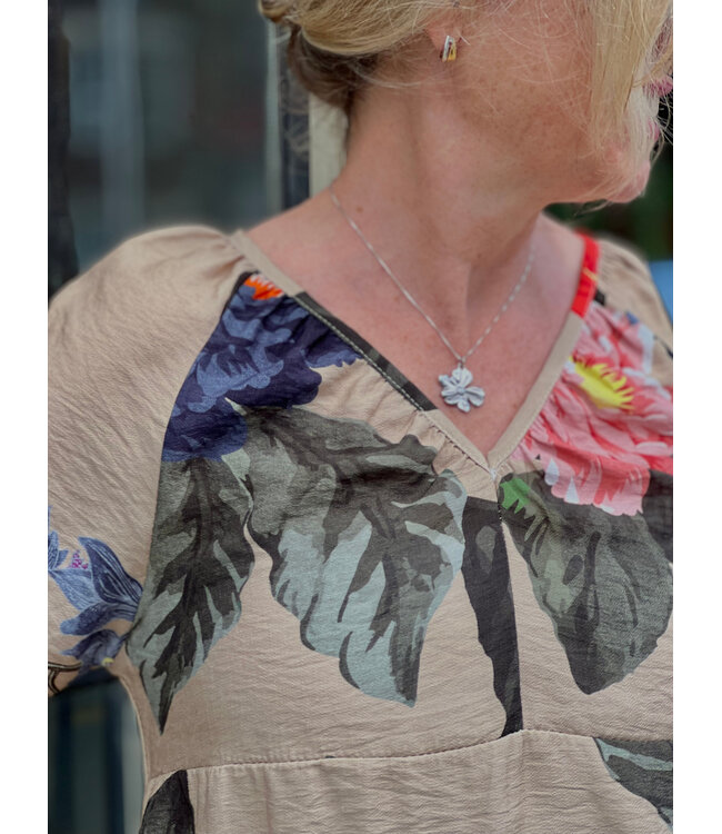 Floral Blouse- Oatmeal Blossom