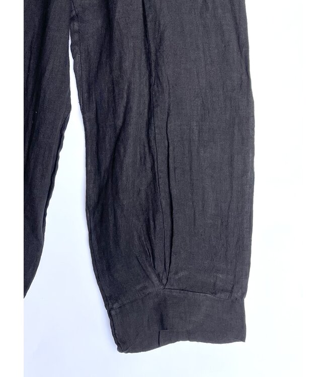 Linen Capri Pants with Gathered Hem - Black