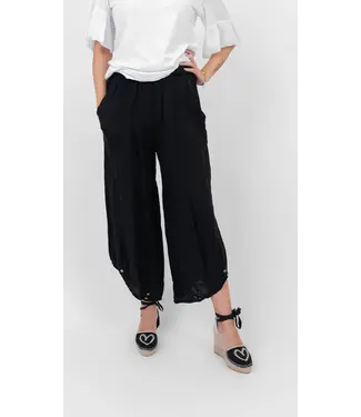 Pull-On Linen Balloon Hem Capri - Black