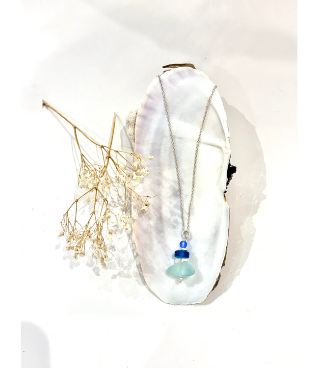 White Lotus Design Vertical Oblong Stacked Seaglass Necklace - Blue