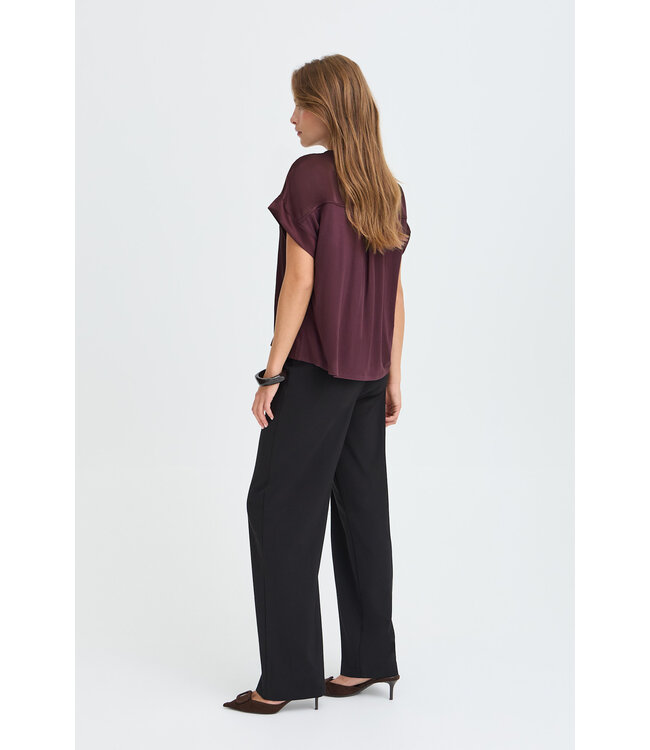 B. Young Selita V Placket Neck - Fig