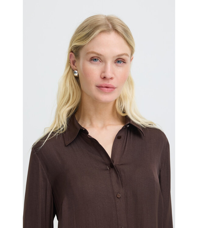 B. Young Byival Shirt - Java