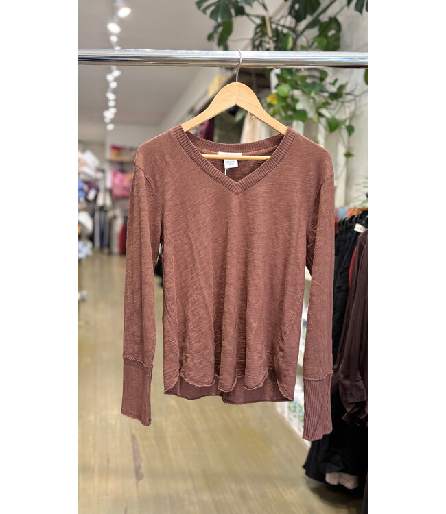 Mododoc Waffle Mix V-Neck Long Sleeve - Unearthed