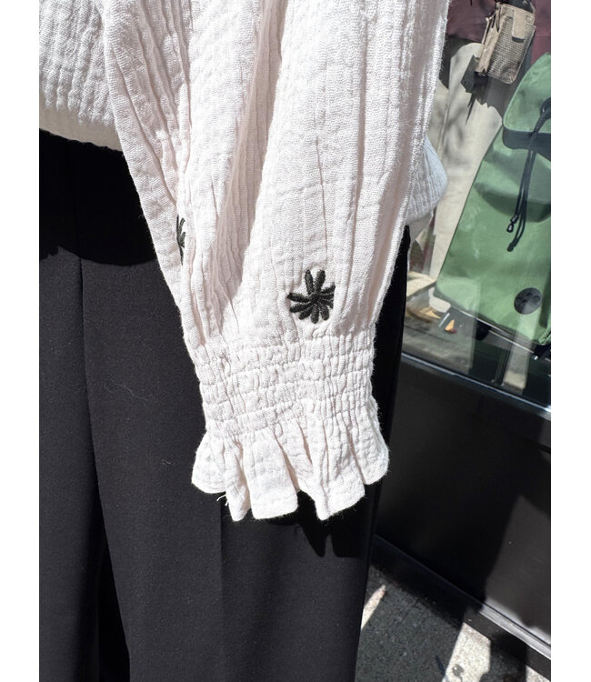 C & S The Label Lancy Blouse - Off White