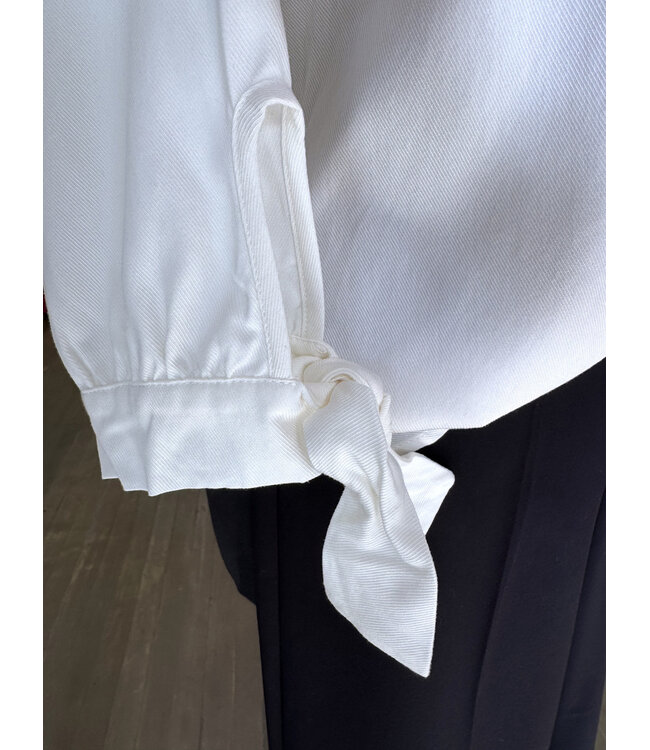 C & S The Label Lynn Blouse - Off White