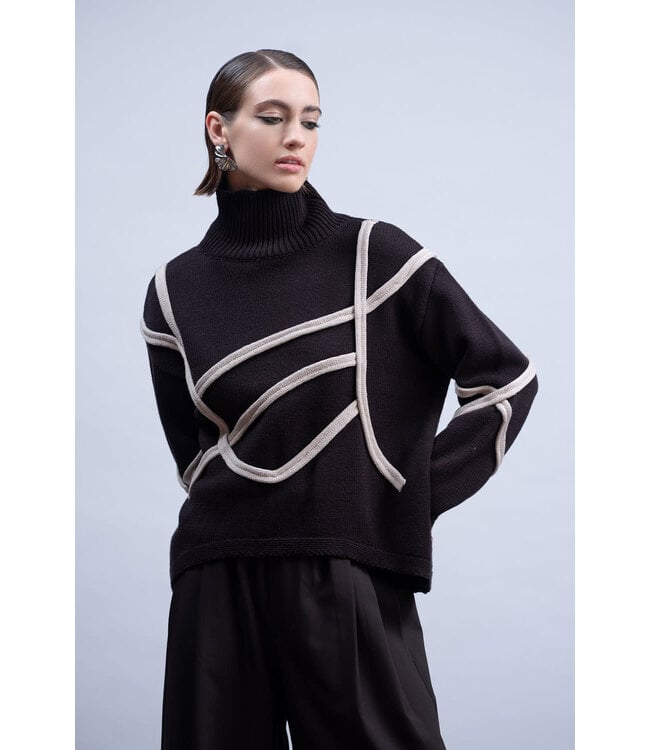 HAAKO Hi-Lo Turtleneck - Black