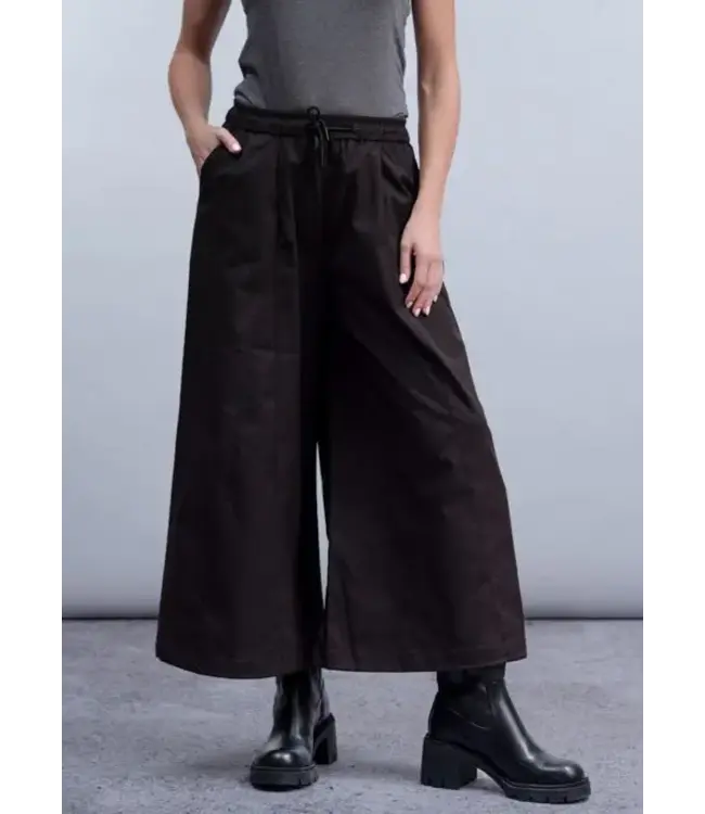 HAAKO Extra Wide Leg Drawstring Pants - Black