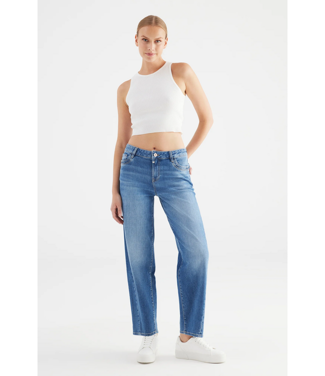 Cup of Joe Denim Beth Jeans - Medium Blue