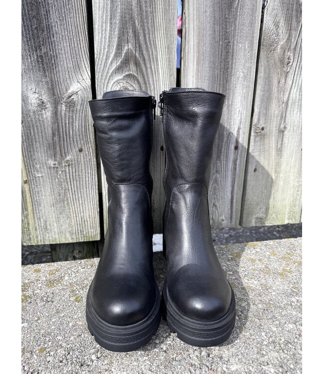 Bueno Harlem Leather Boots - Black