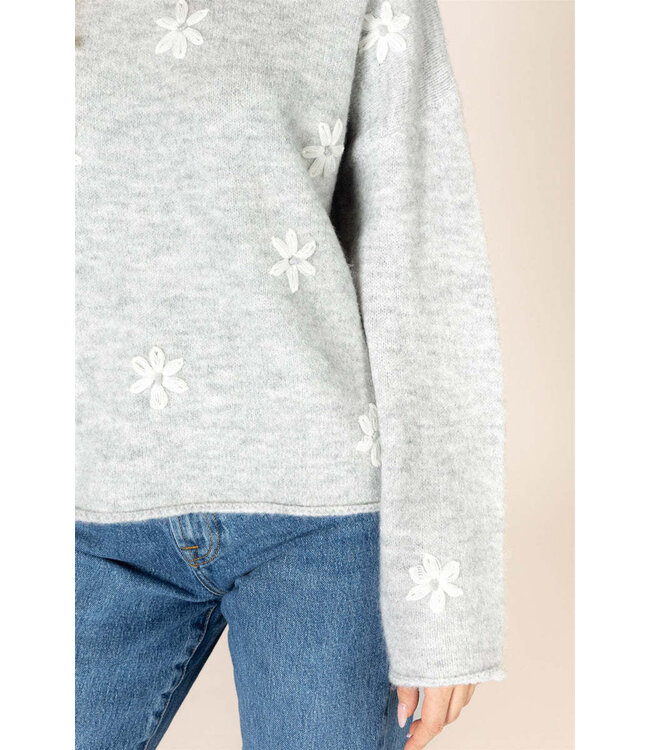 Lyla + Luxe Daisy Sweater - Sterling