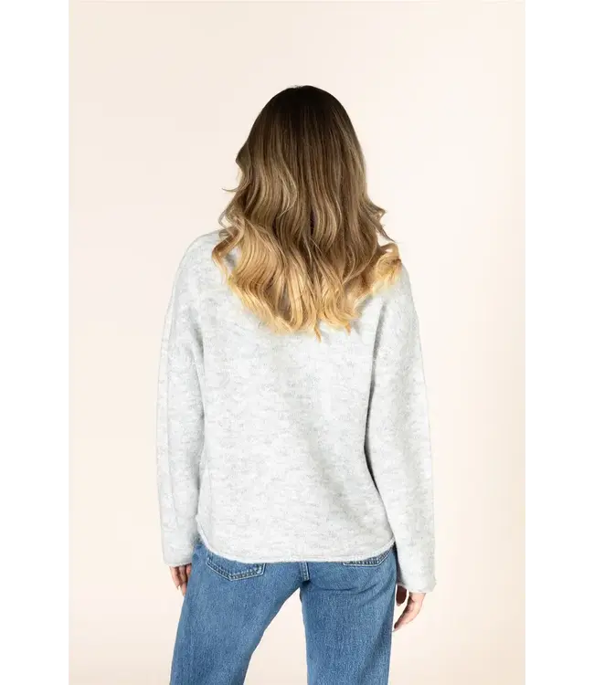 Lyla + Luxe Daisy Sweater - Sterling