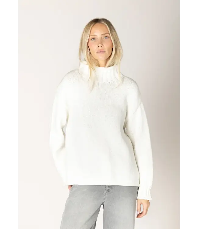 Lyla + Luxe Roll Hem Mock Sweater - Soft White