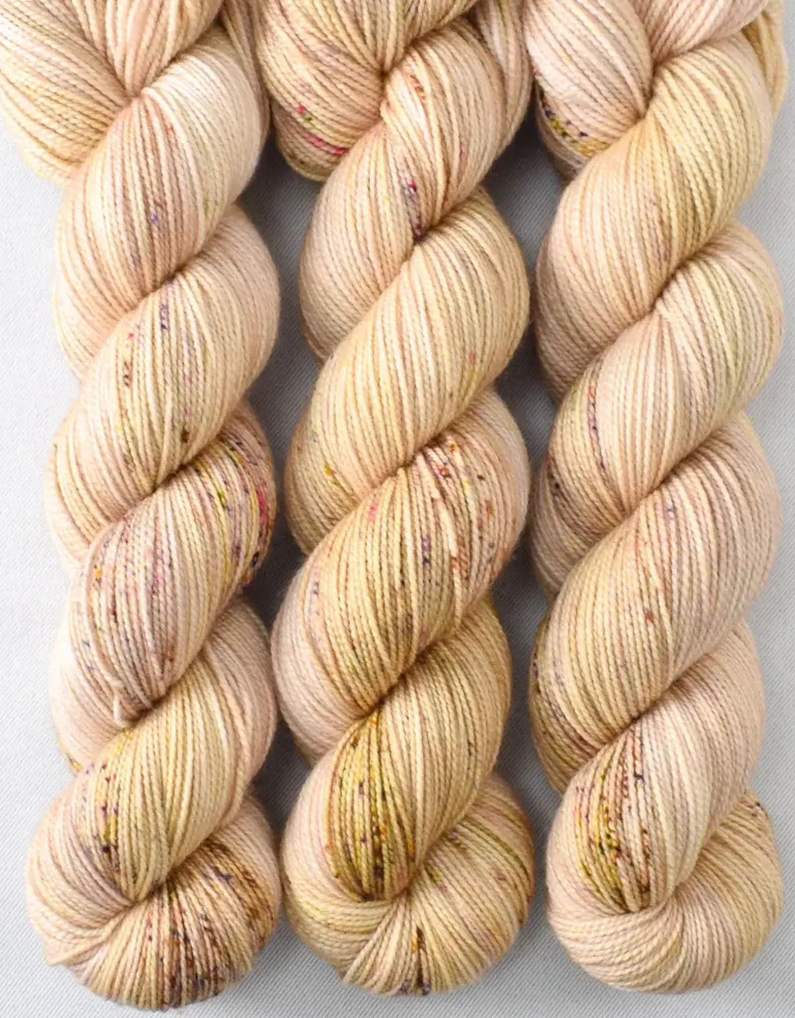 Miss Babs Yummy 2 Ply sparkling sand