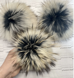 Humana Lana Racoon Fur navy and cream