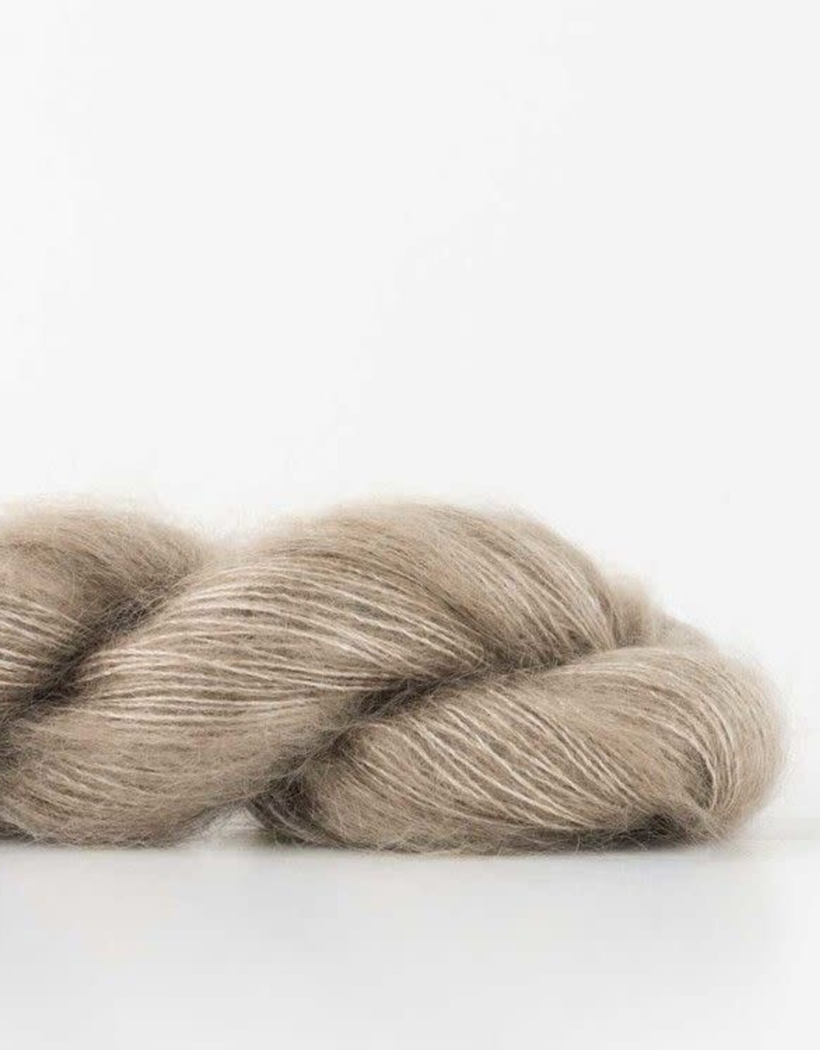 Madelinetosh Tosh Silk Cloud 13 caffeine
