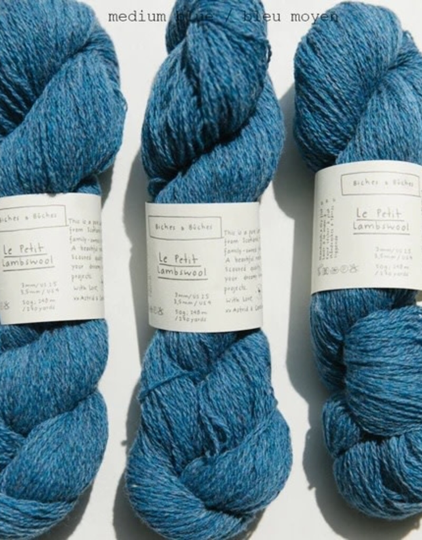 Biches & Buches Le Petit Lambswool medium blue