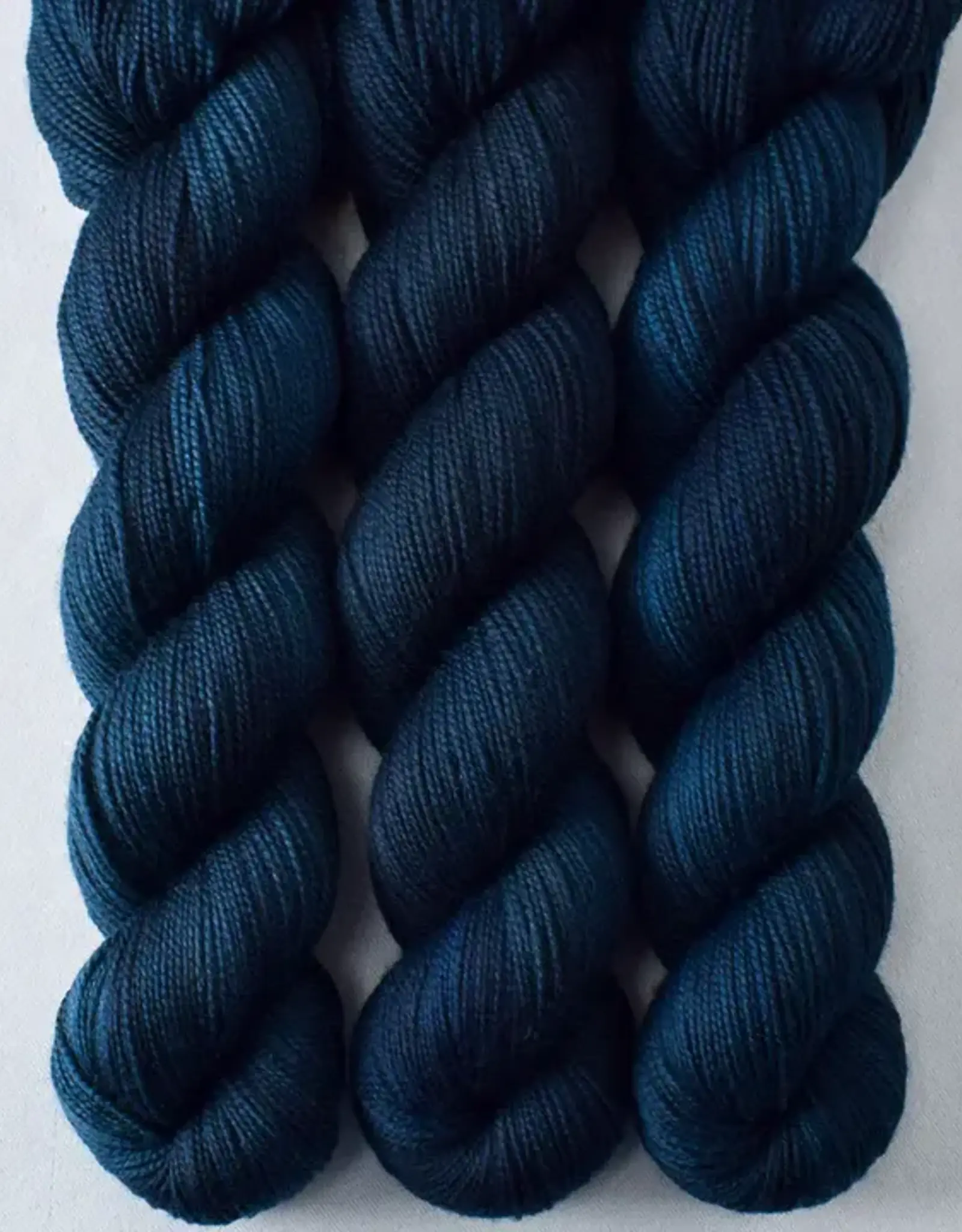 Miss Babs Yummy 2 Ply dark perseus