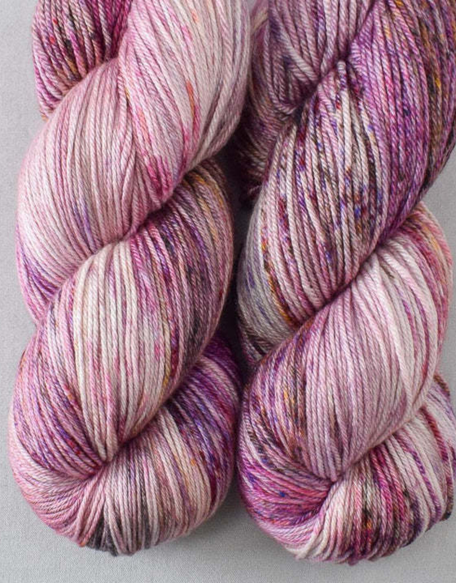 Miss Babs Big Silk autumn toad lily