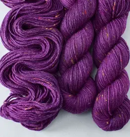 Miss Babs Cupcake dark scorpio