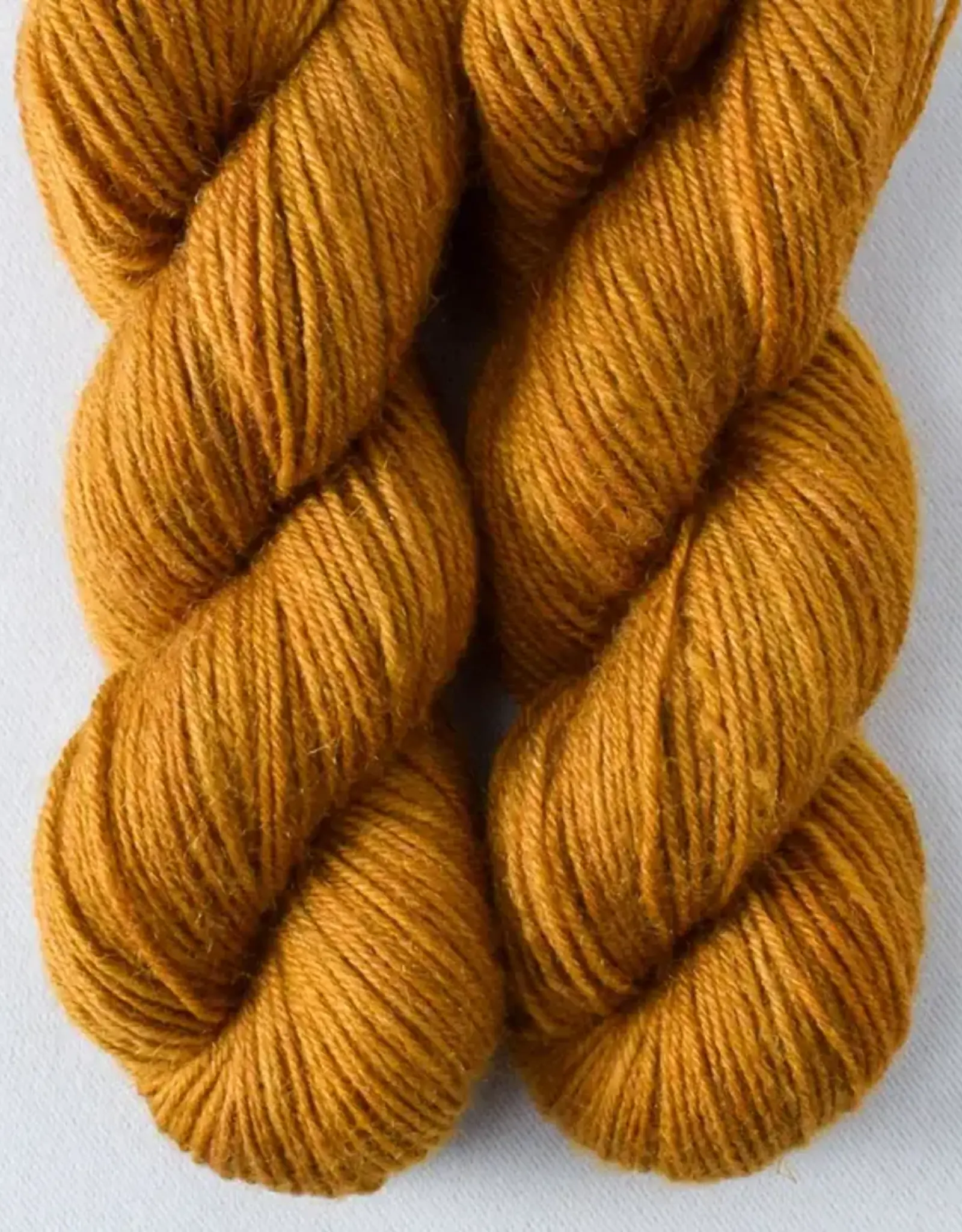 Miss Babs Yummy 2 Ply Toes old gold