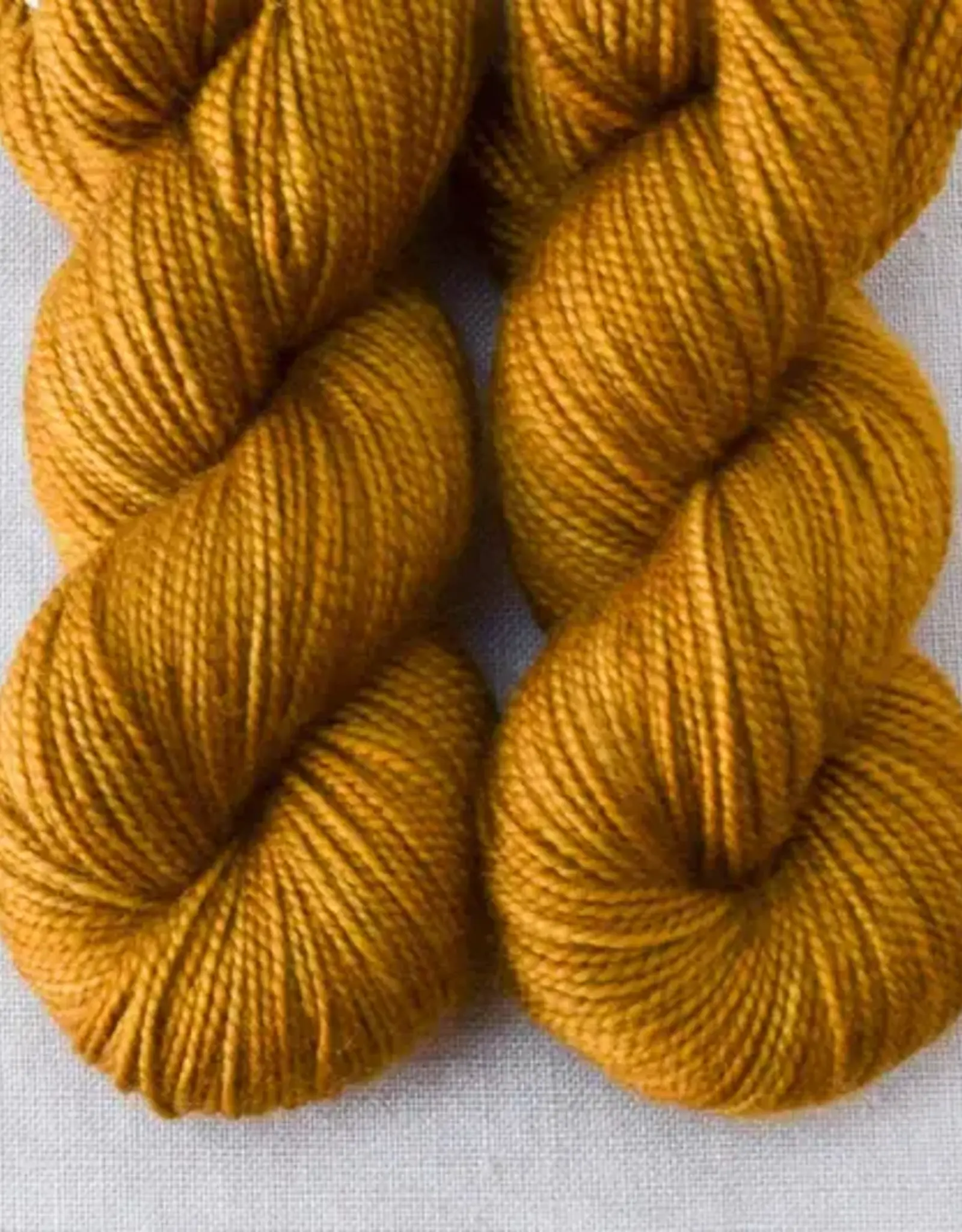 Miss Babs Yummy 2 Ply Toes old gold