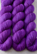 Miss Babs Yet violaceous