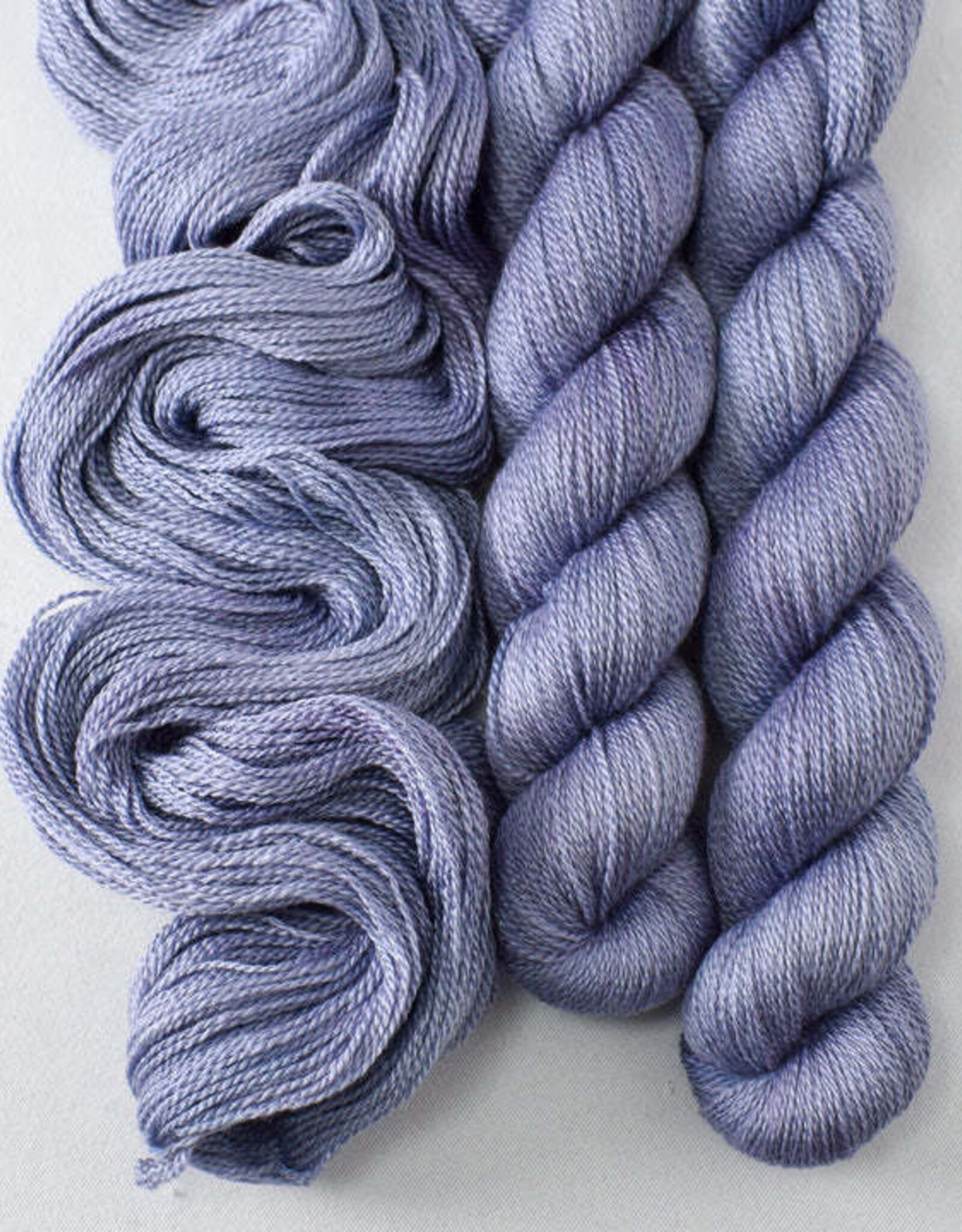 Miss Babs Yet blue mussel