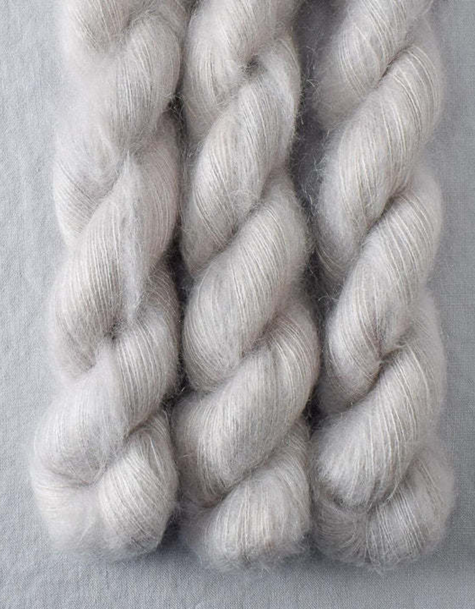 Miss Babs Moonglow white peppercorn