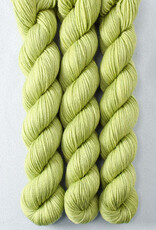 Miss Babs Yowza Mini iantha