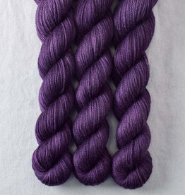 Miss Babs Yowza Mini sagrada