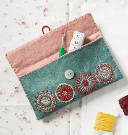 Corinne LaPierre Sewing Pouch Felt Craft Mini Kit