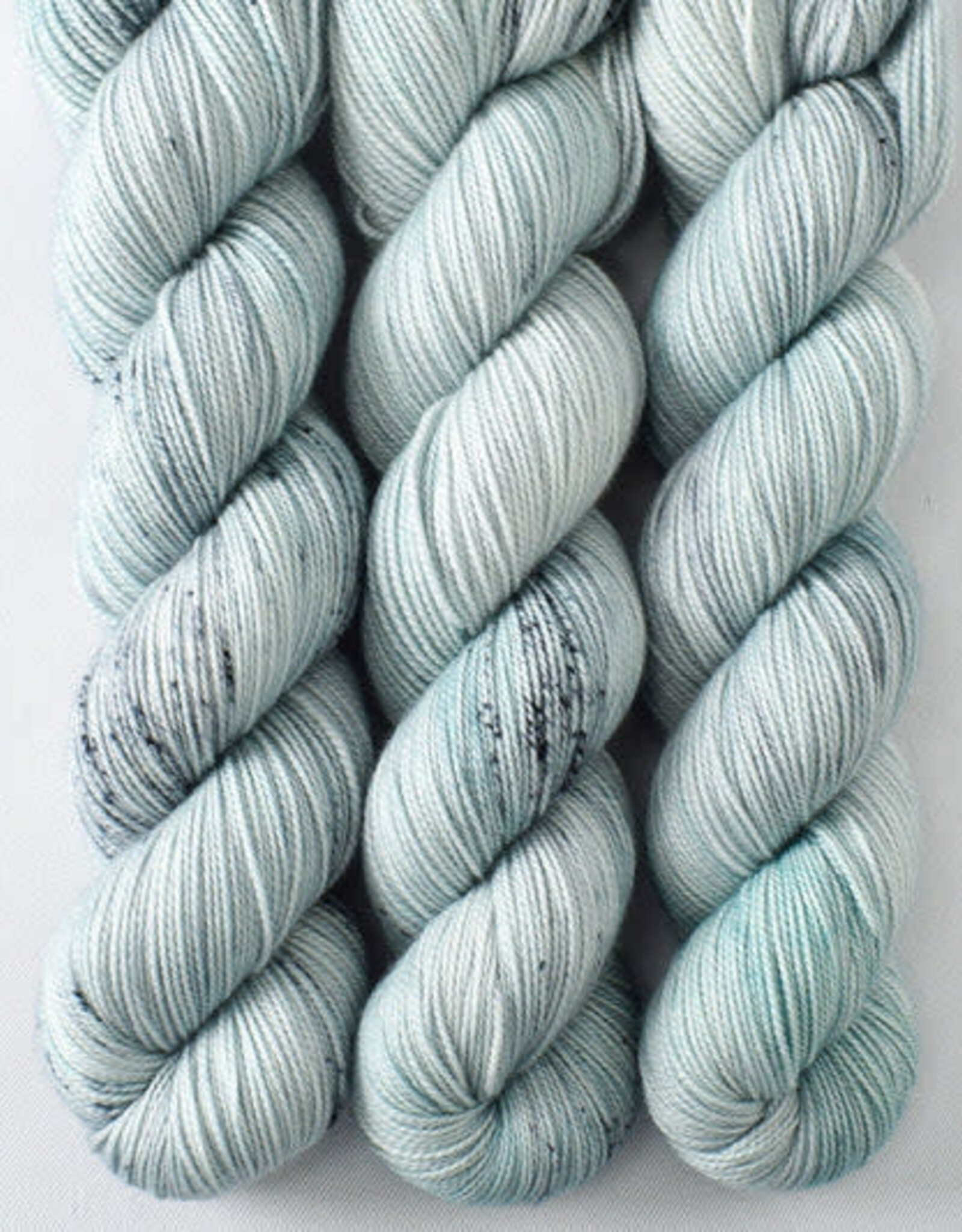 Miss Babs Yummy 2 Ply linnet