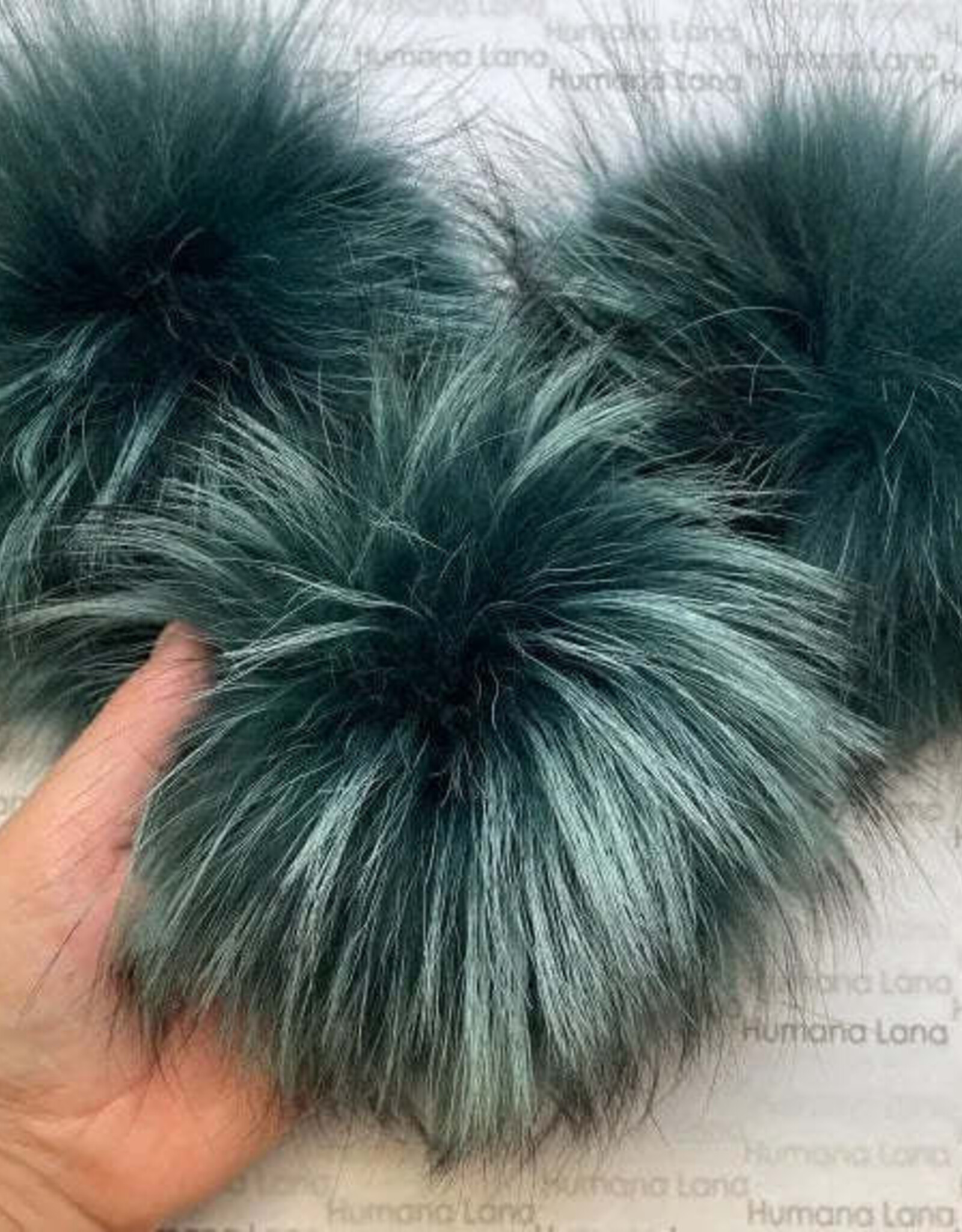 Humana Lana Racoon Fur emerald green 17-18 cm