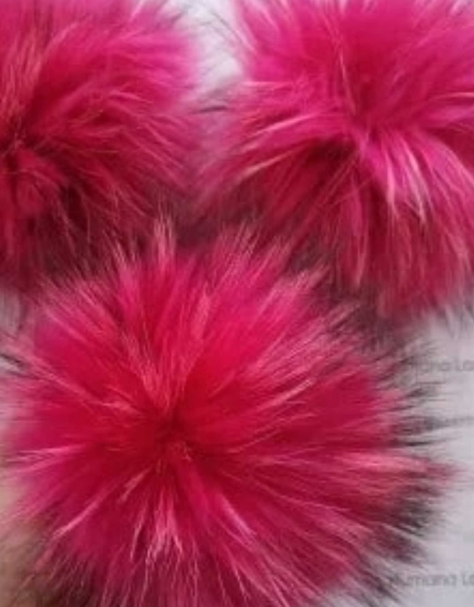 Humana Lana Racoon Fur flash pink 17-18 cm