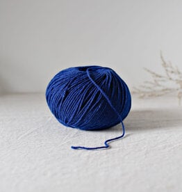 De Rerum Natura Gilliatt delphinium