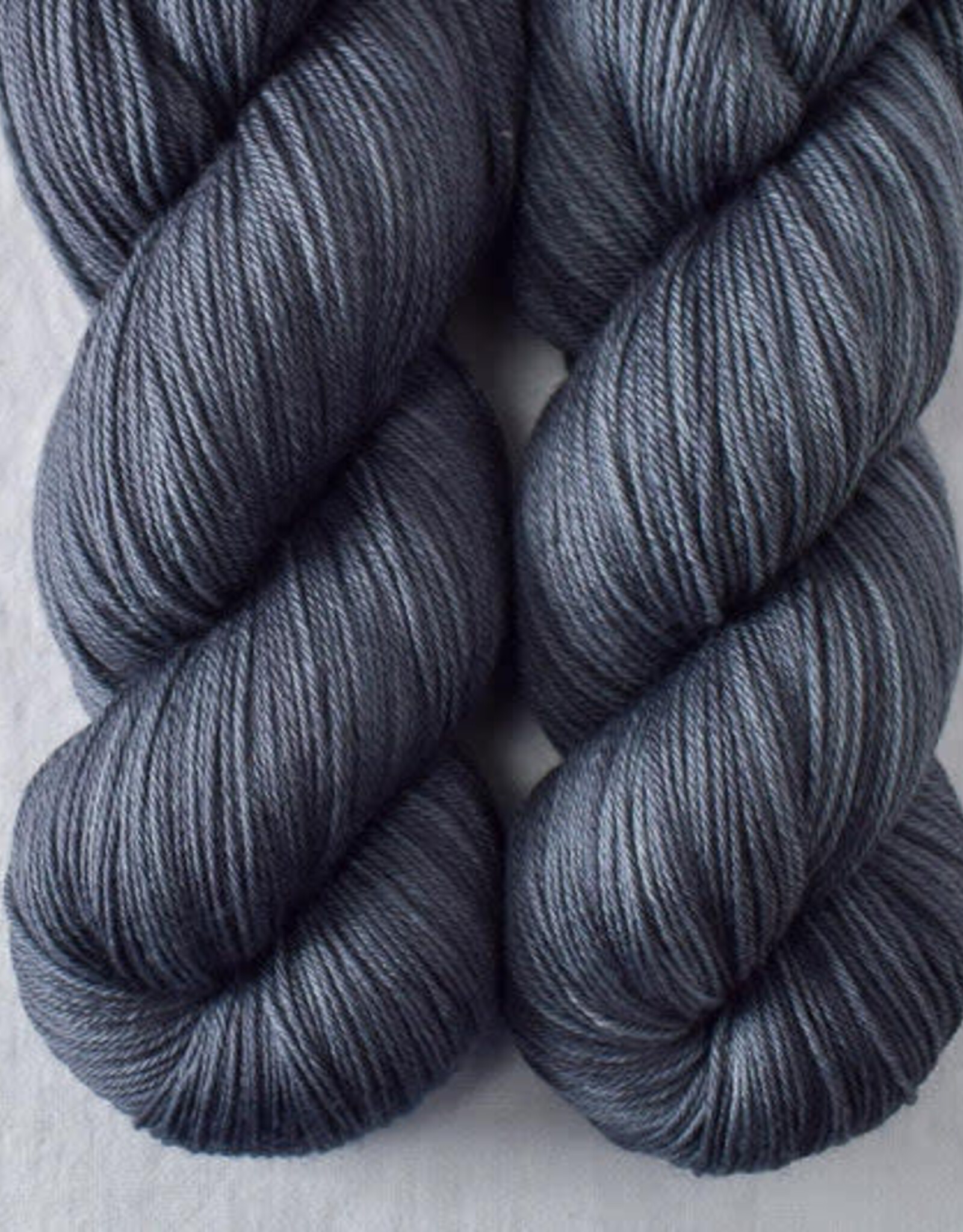 Miss Babs Yowza pewter