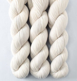 Miss Babs Yummy 2 Ply white peppercorn