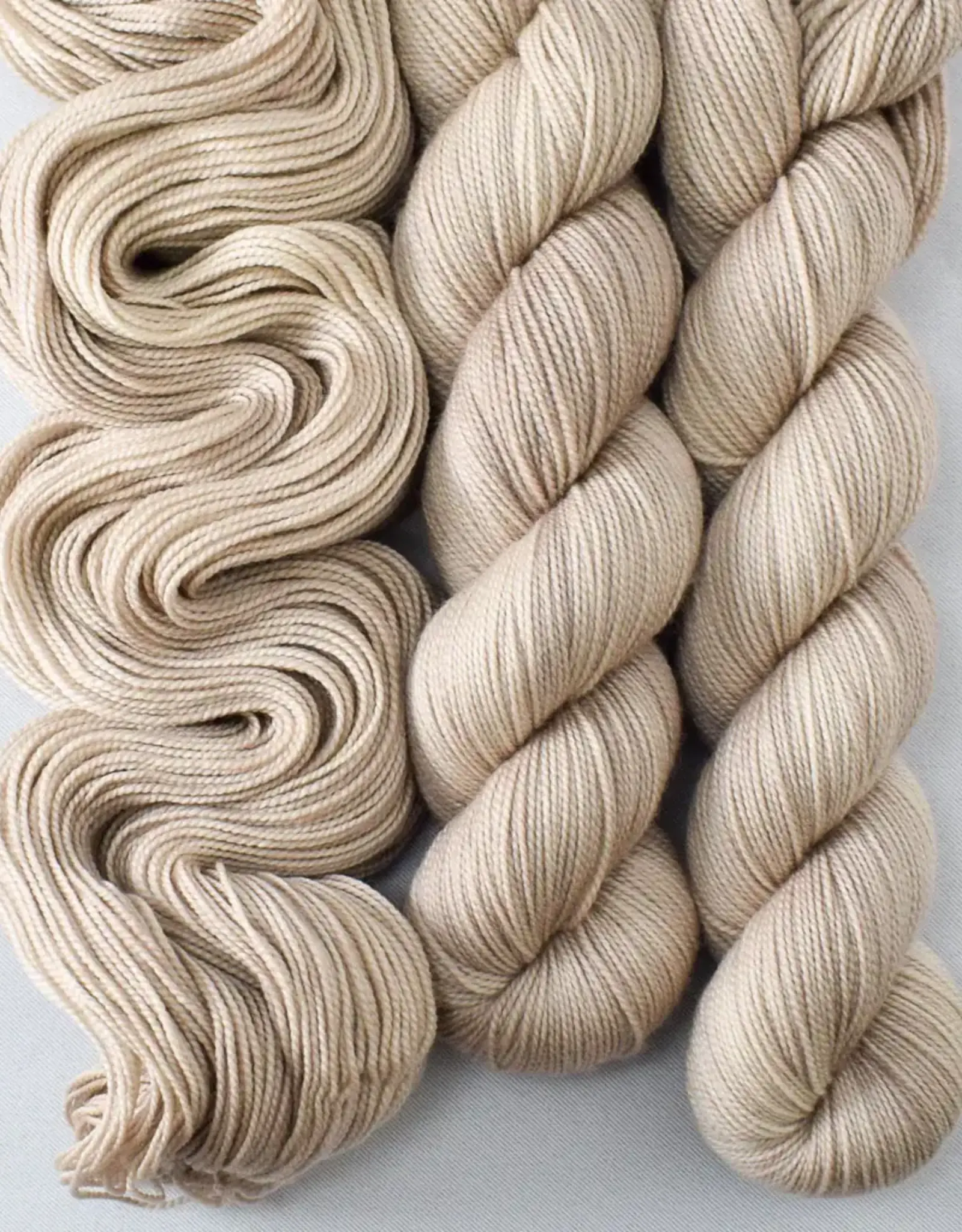 Miss Babs Yummy 2 Ply coastal fog