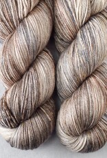 Miss Babs Big Silk rock sparrow
