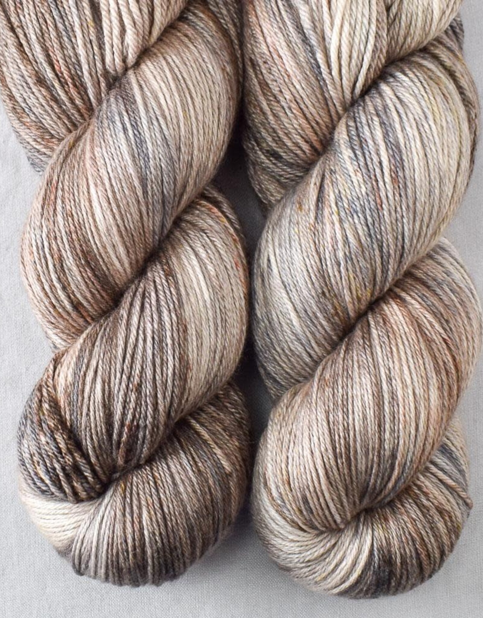 Miss Babs Big Silk rock sparrow